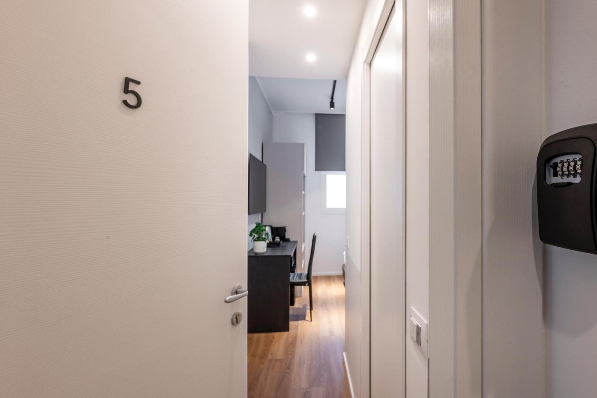 Bnbutler - Inbrera Suites - Giulianova, 1 Milan Luaran gambar